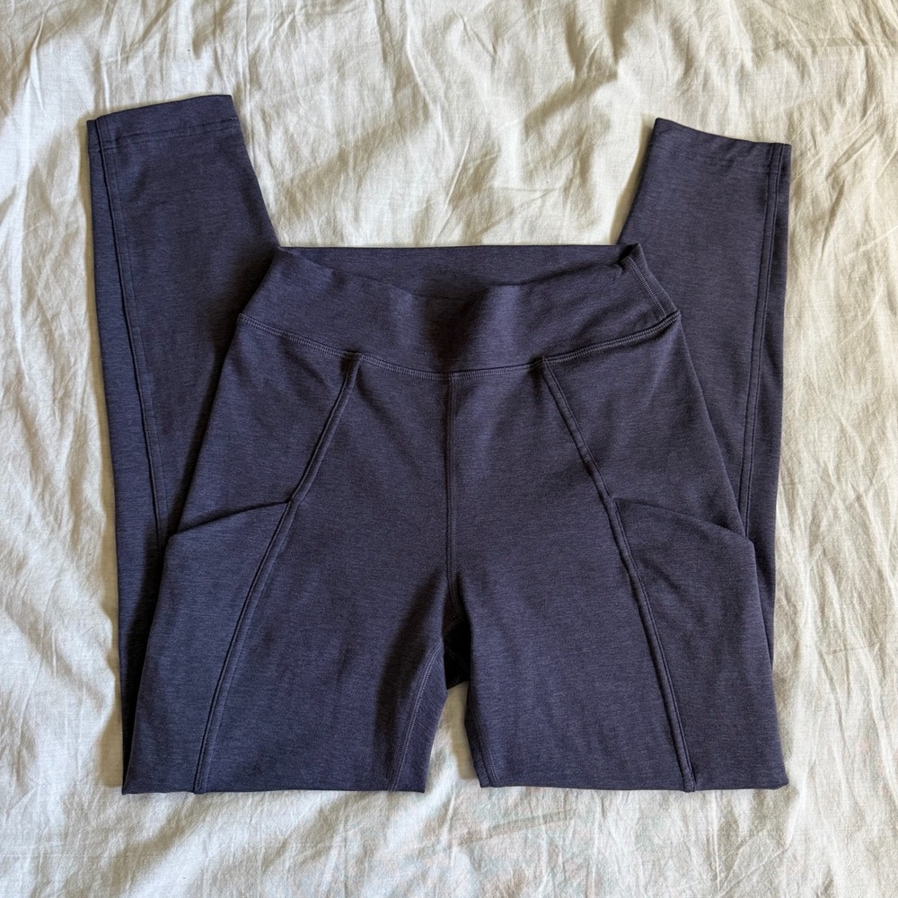 lululemon 7/8 leggings.